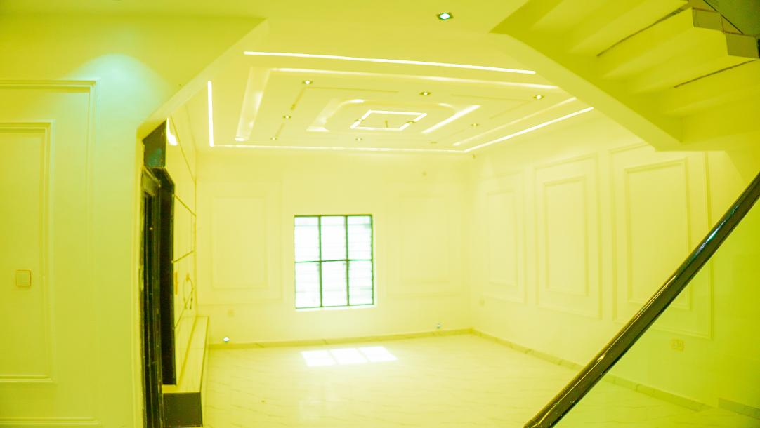 4 Bedroom Terrace Duplex with BQ-5